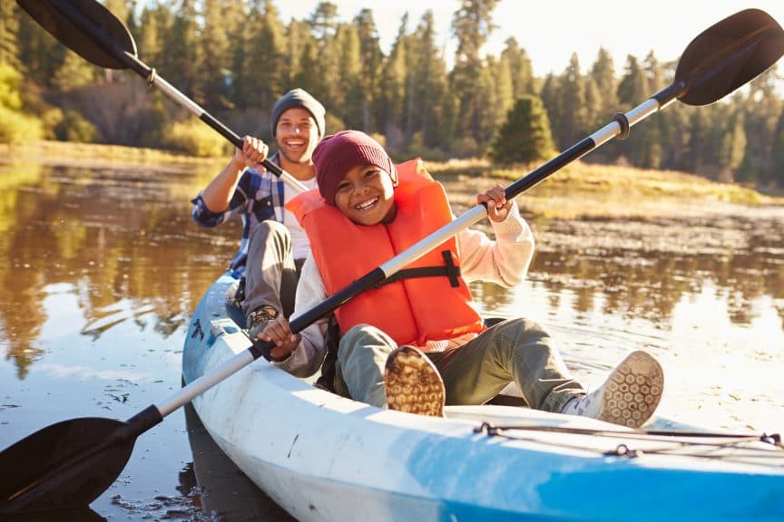 8 stress-free family travel tips for dads
