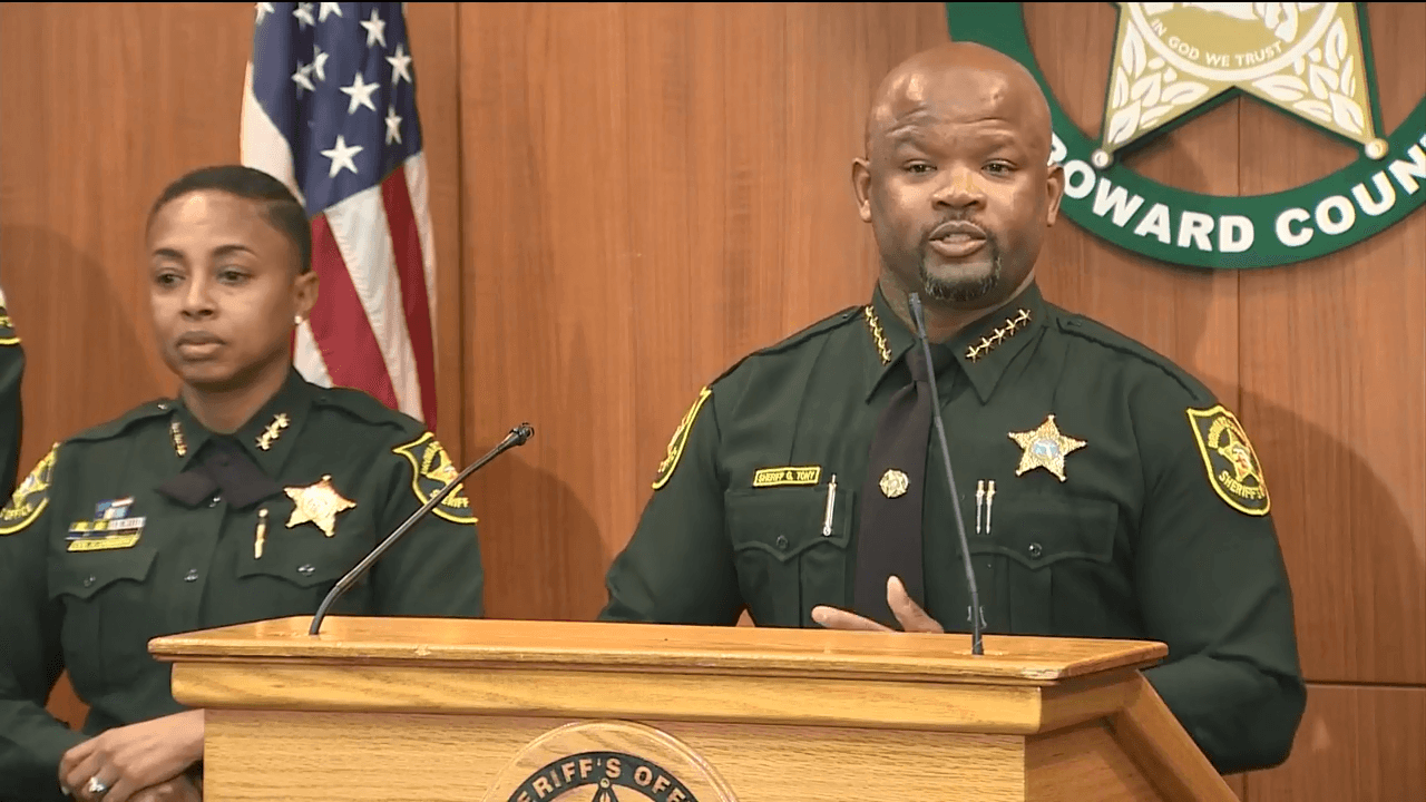 Broward Sheriff Overrules Committee; Fires Deputy who Physically Abused Teen