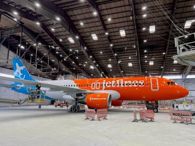 Canada Jetlines makes inaugural flight to Jamaica