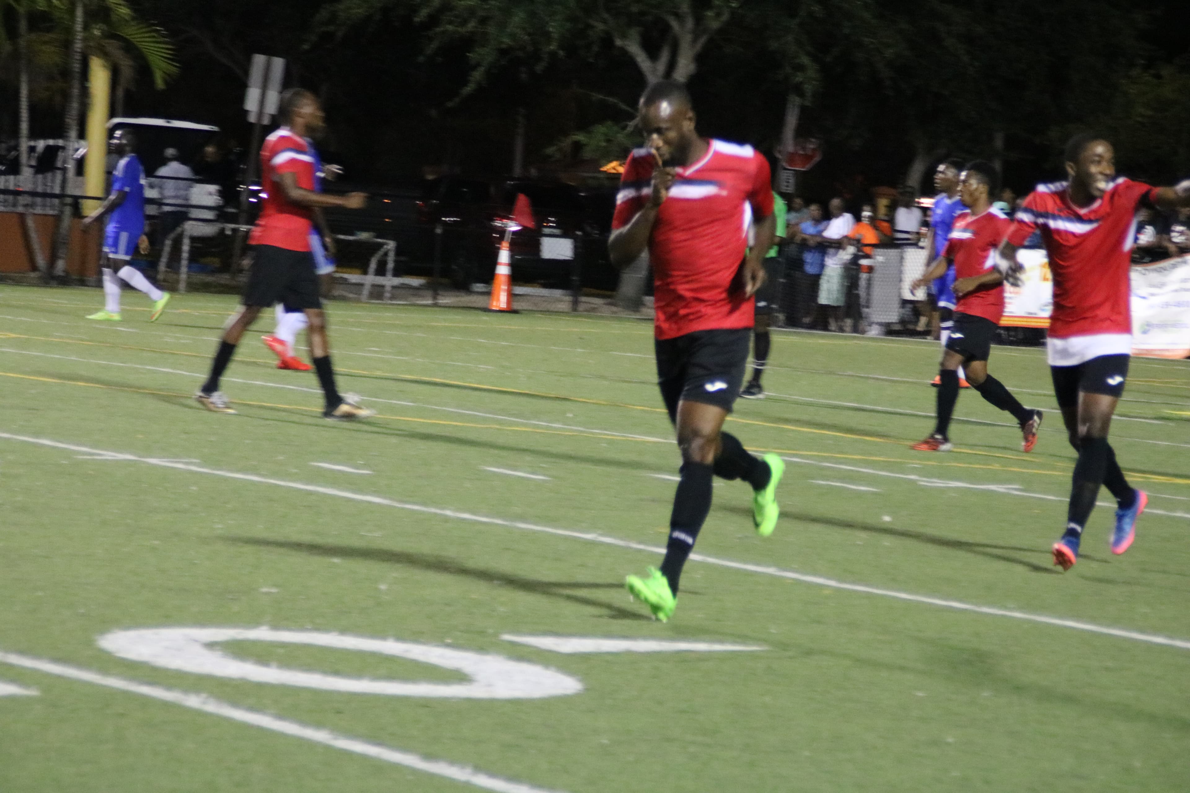 Fort Lauderdale teams score big