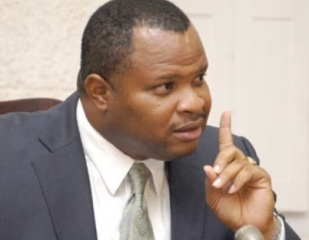 Barbados gov't mulls new cell phone policy