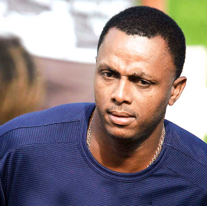 Courtney Walsh picks top American players