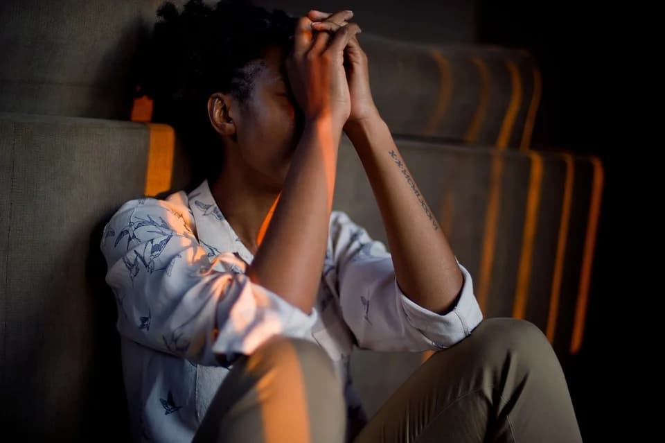 Watch out for depression, hopelessness among female teens