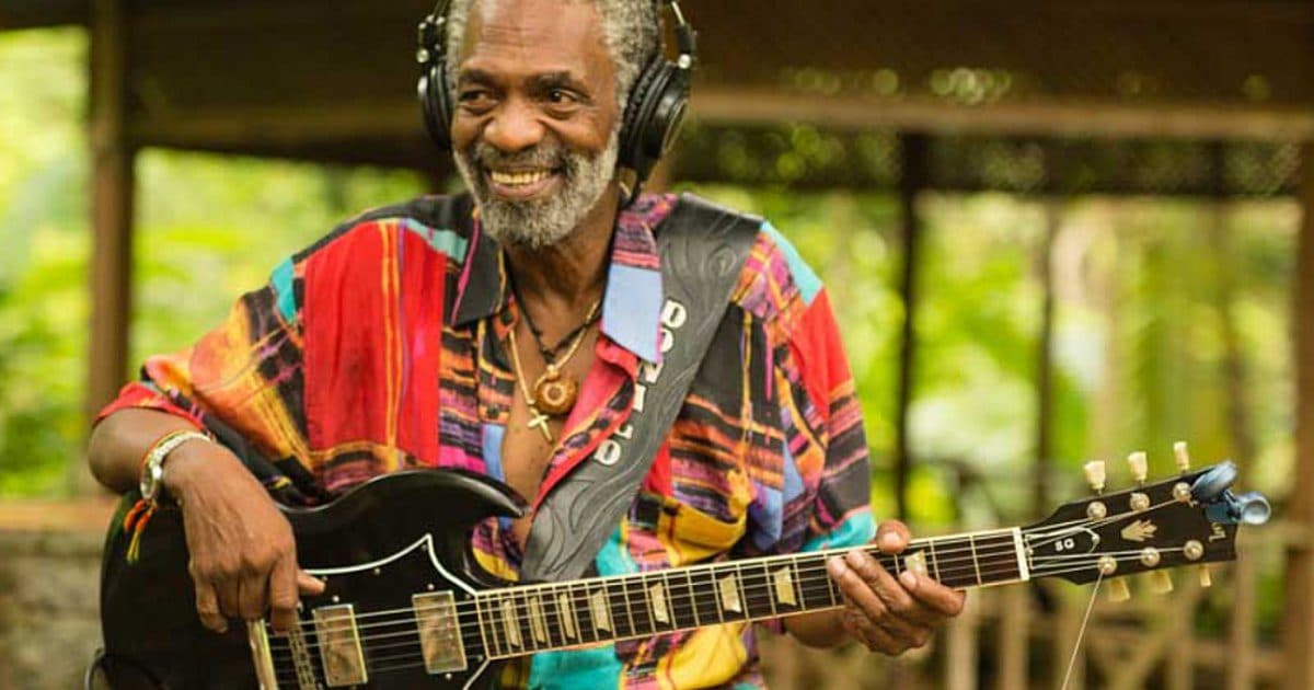 The Wailers guitarist Donald Kinsey has died