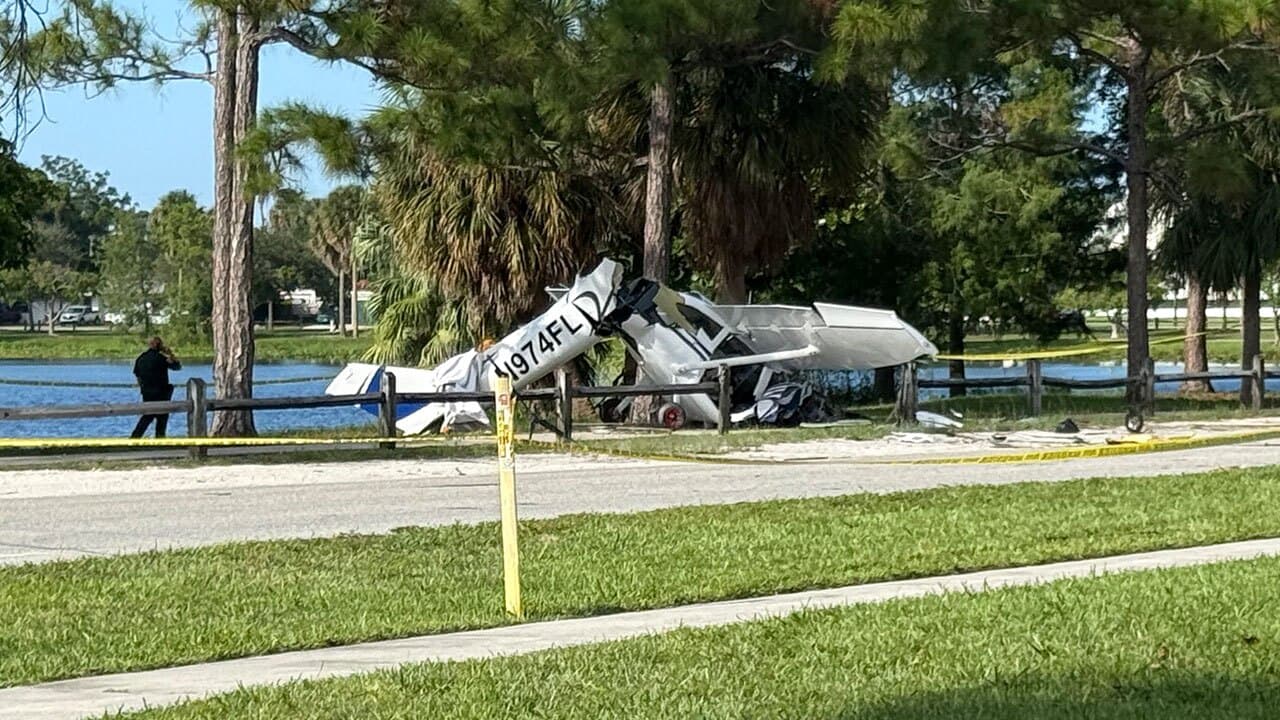7 hospitalized after small plane crashes into car in Palm Beach