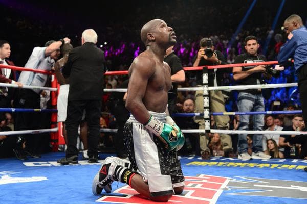 Floyd Mayweather retires after win against Andre Berto