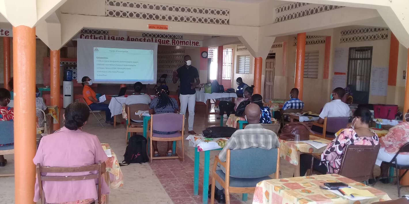 PAHO Trains Community Health Workers in Haiti for COVID-19 Response