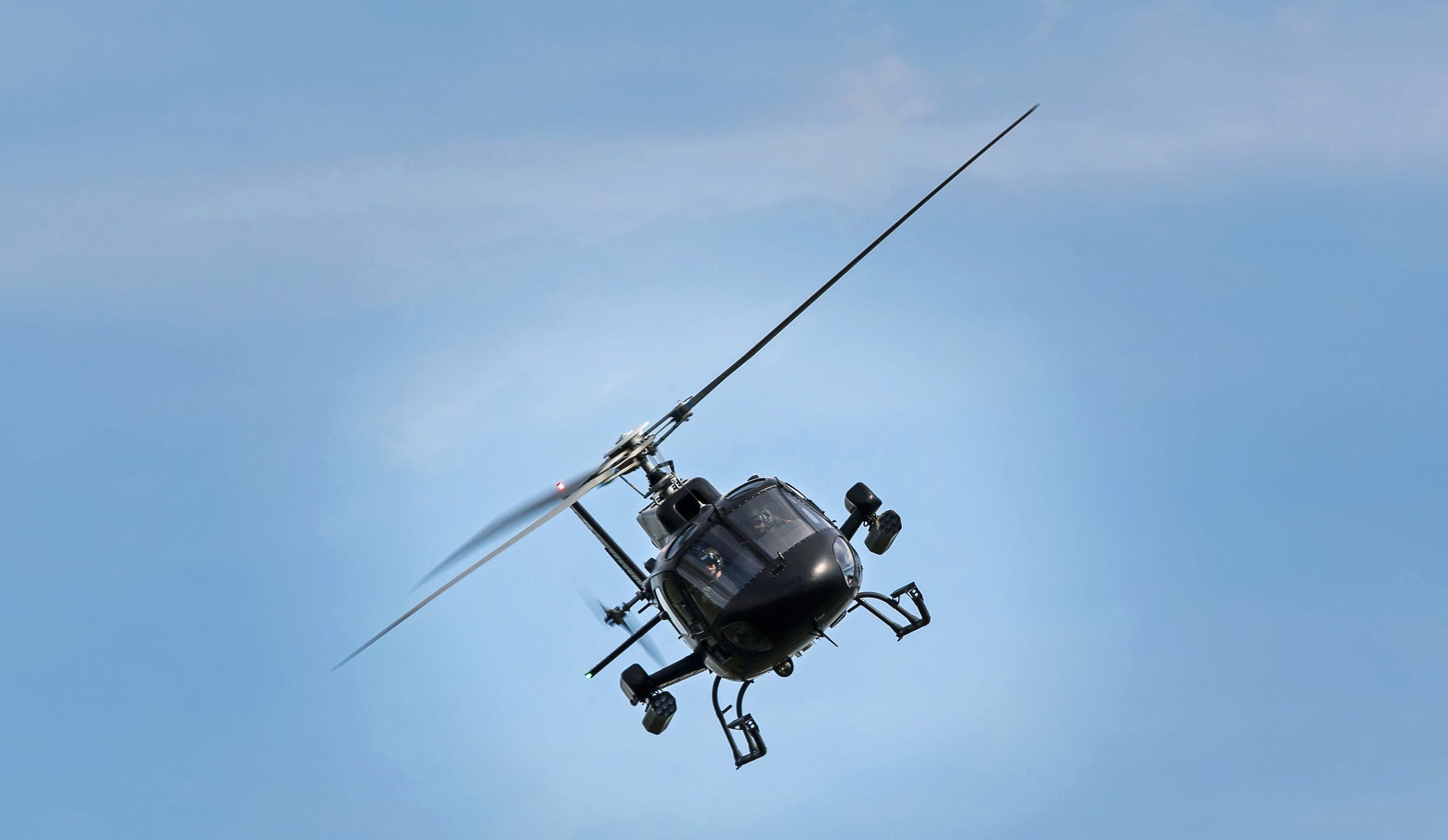 Broward Sheriff's Office helicopter crashes in Pompano claims 2 lives, injures 4