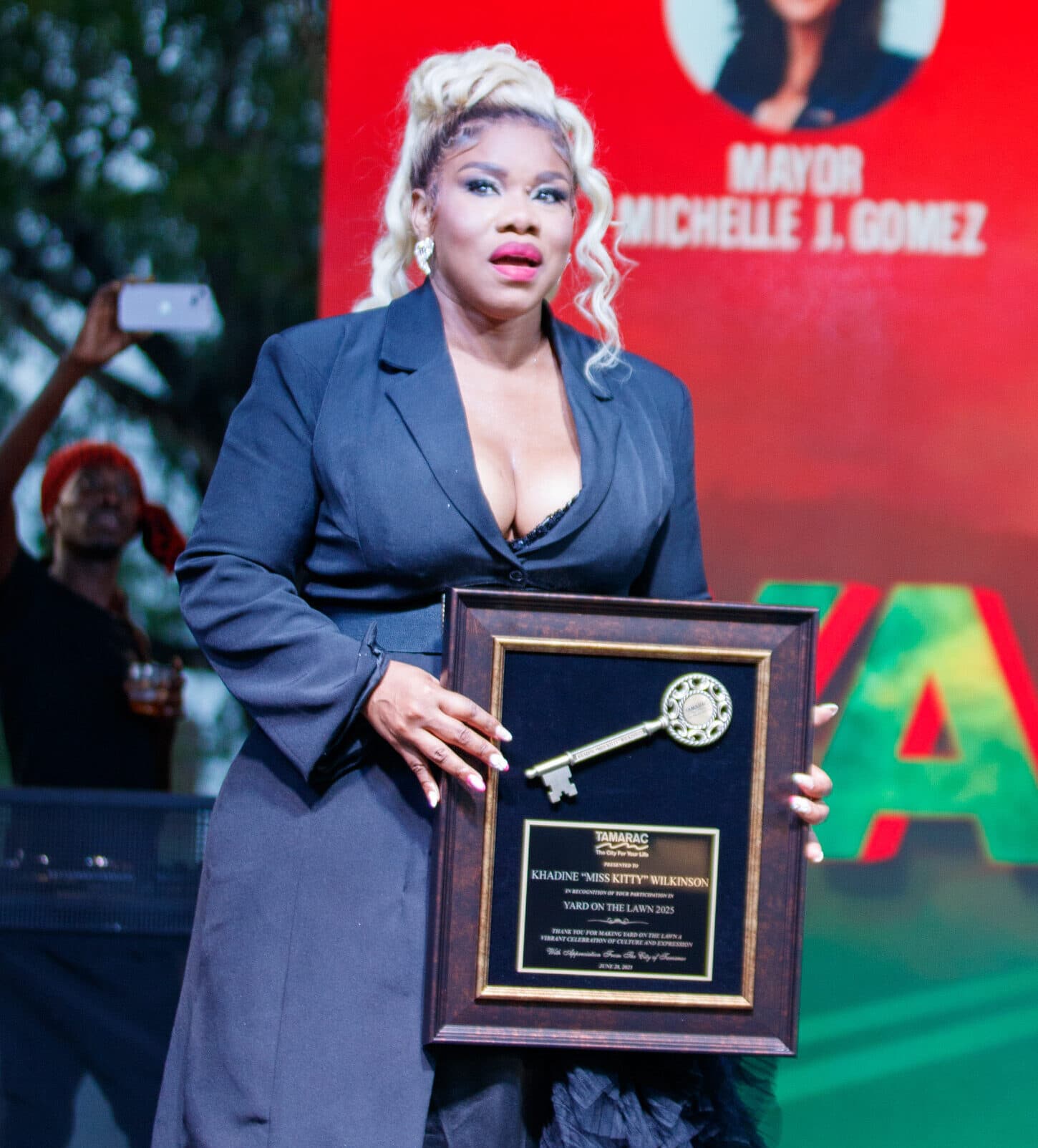 PM Holness congratulates Miss Kitty and Morgan Heritage on Tamarac honors