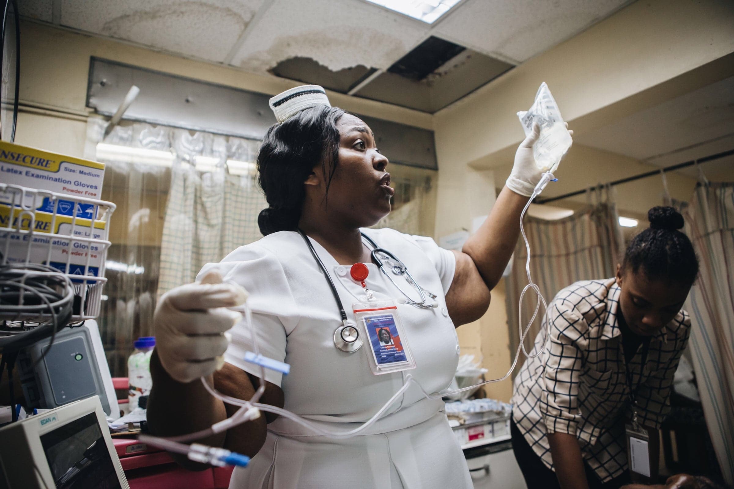 President of Jamaica's Nurses Association Urges Nurses To Be "Resilient" Amid COVID-19 Discrimination