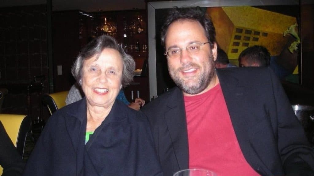 Mark Golding mourns the passing of his mother, Lady Patricia Golding