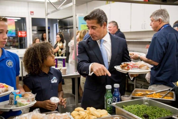 Miami-Dade County Public School’s Food Department Announces Free/Reduced-Price Meals Policy
