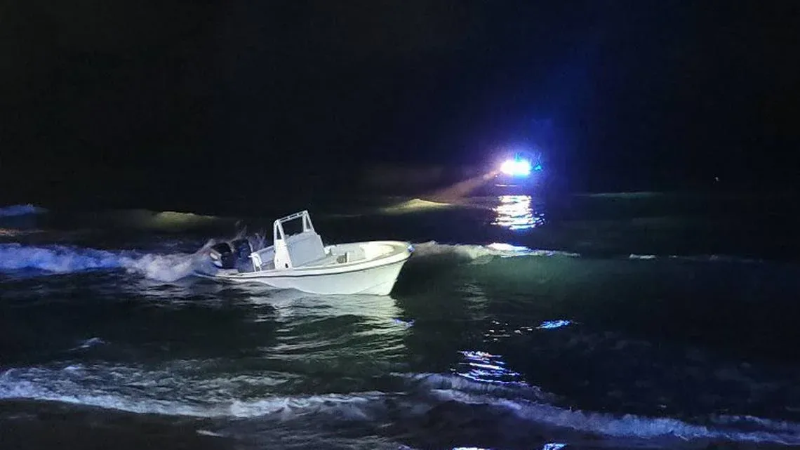 Migrant boat capsizes off Sunny Isles Beach, leaves three injured