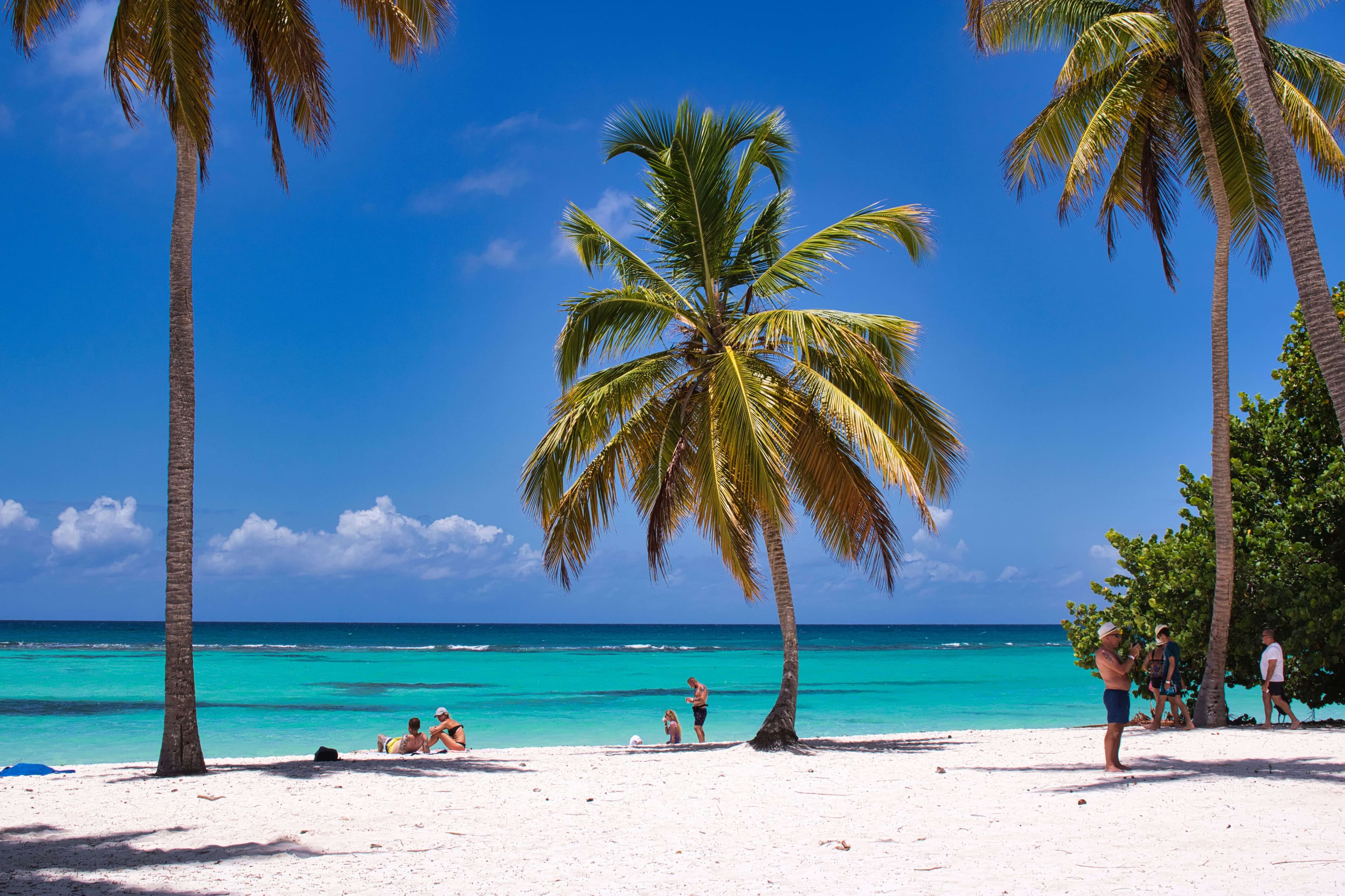 The Ultimate Escape: 7 Locations for a Caribbean Getaway Featuring Luxury Hotels in Bermuda
