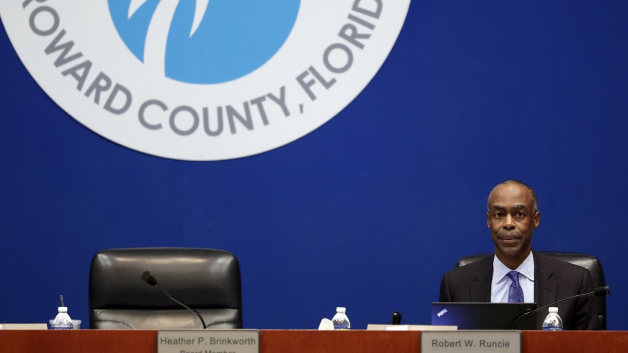 Superintendent of Broward Schools, Robert Runcie Arrested for Perjury