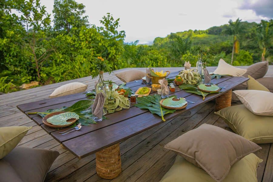 Stush in the Bush: A gourmet, rustic, farm-to-table eatery in St. Ann, Jamaica