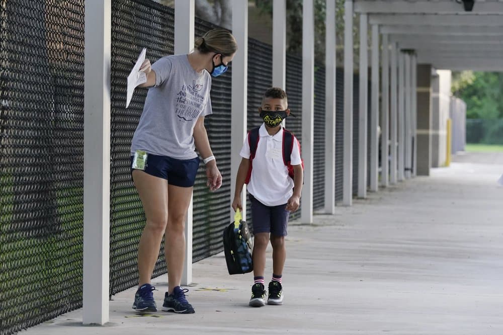 South Florida Parents Protest School Districts' Mask Orders