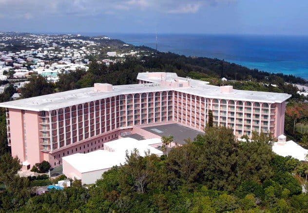 The Fairmont Southampton resort Bermuda’s largest hotel plans to boost number of rooms