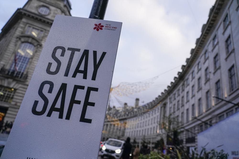 US to Ban Travel from South Africa Due to New COVID Variant