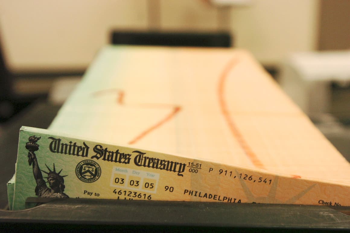 #CNWTalkUp: Do You Think Americans Should Get A Fourth Stimulus Check?