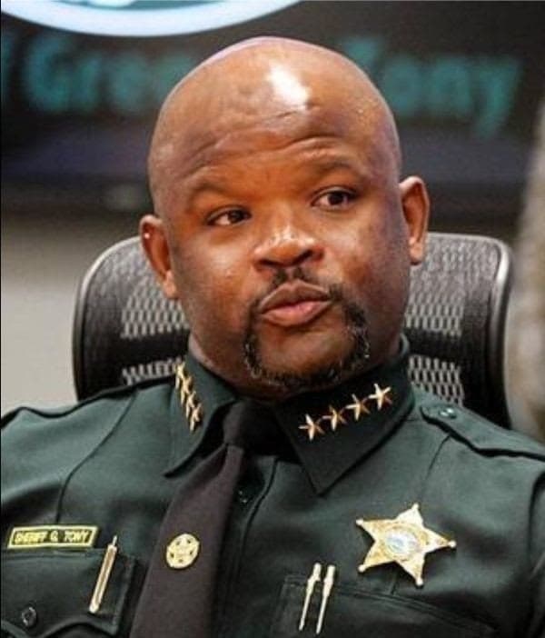 Florida Attorney General demands Broward Sheriff's cooperation with ICE