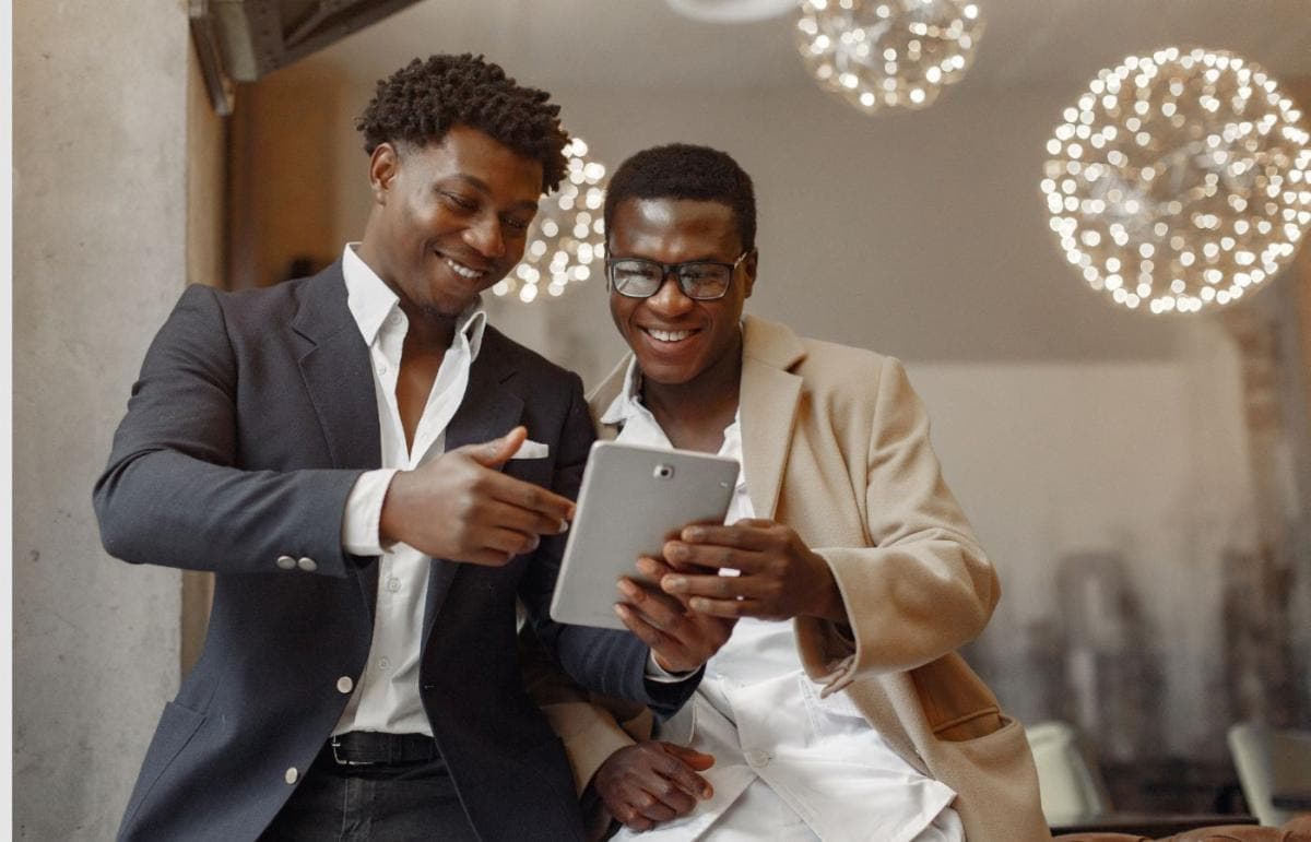 CDB awards US$100K grant to Trinidad business for Caribbean stock photography platform