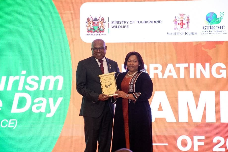 Minister Bartlett receives Global Tourism Resilience Lifetime Achievement Award in Nairobi