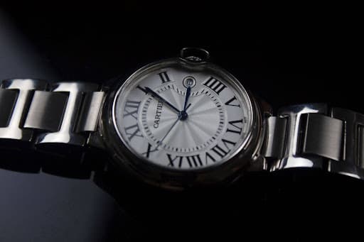 How to Choose the Right Vintage Cartier Watch for Your Style