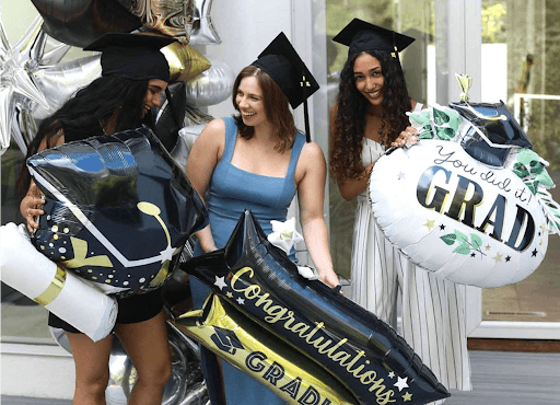 What Balloons Are Best for a Graduation Party