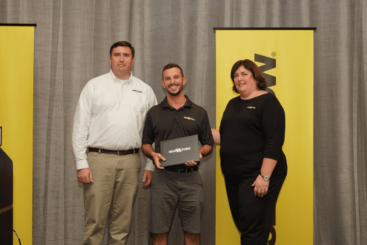 Sea Tow Ft. Lauderdale Racks Up Lifesaving Awards at Company’s Annual Meeting
