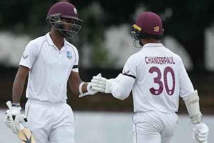 Rain halts Brathwaite and Chanderpaul grind