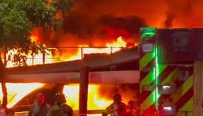 Large yacht catches fire and sinks outside popular Miami strip club