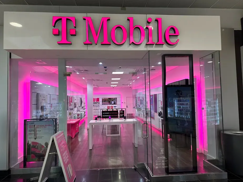 Four charged in $500,000 South Florida retail theft scheme