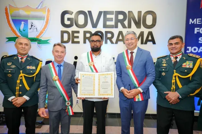 Roraima bestows highest honour on Guyana’s President Ali