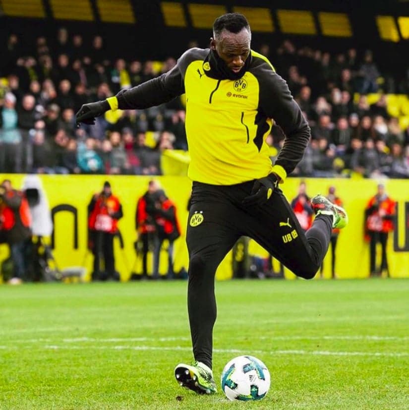 Bolt scores in friendly football match