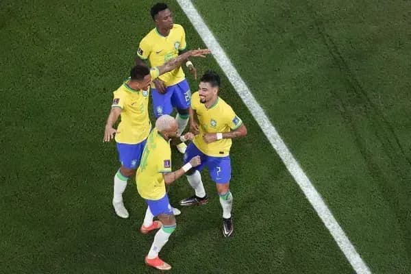 Brazil wants to keep dancing against Croatia at World Cup