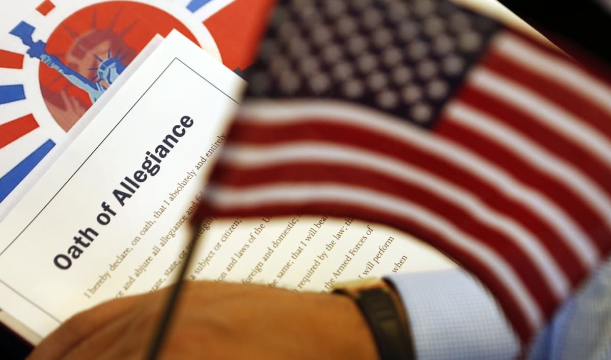 USCIS Implements New Naturalization Test for Residents To Obtain Citizenship