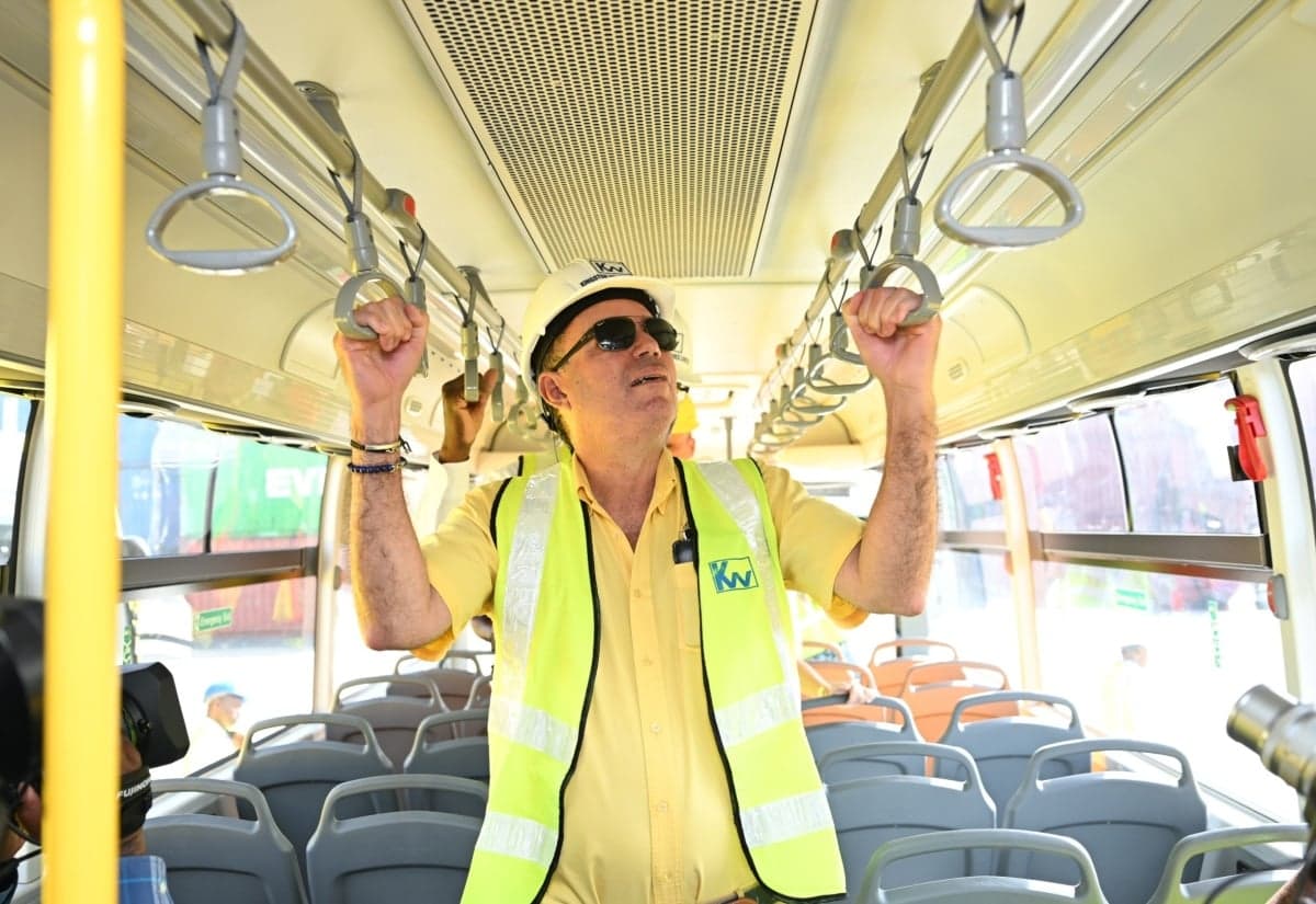 Jamaica government expands school bus service to rural areas