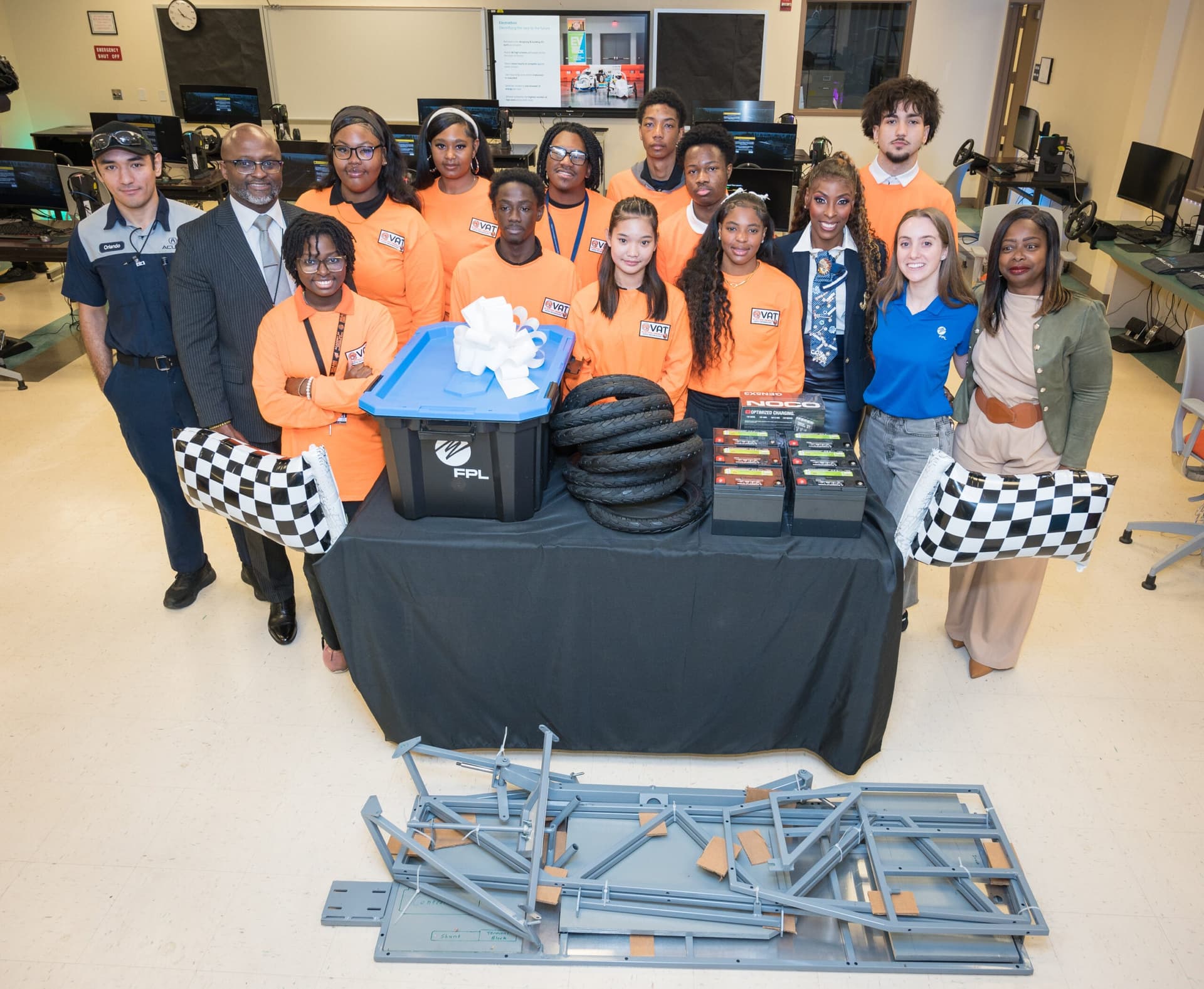 FPL donates electric go-kart build kit to Miami Gardens School