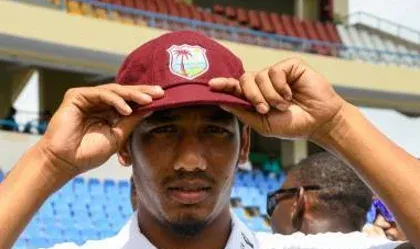 Sammy applauds Motie’s transformation after match-winning spell