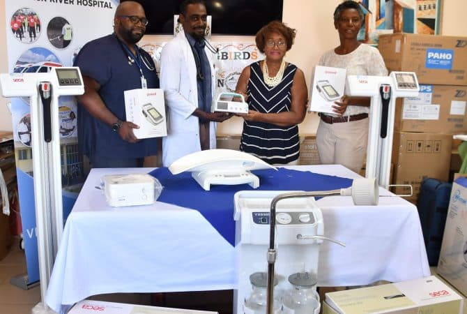 Jamaicans living in the Bahamas donate equipment to Black River Hospital