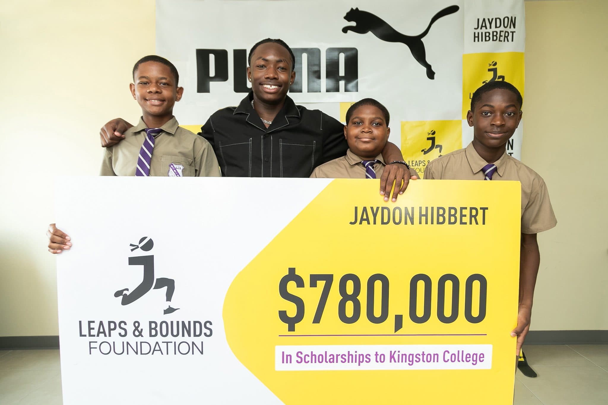 Jaydon Hibbert’s Leaps and Bounds Foundation grants scholarships to KC students