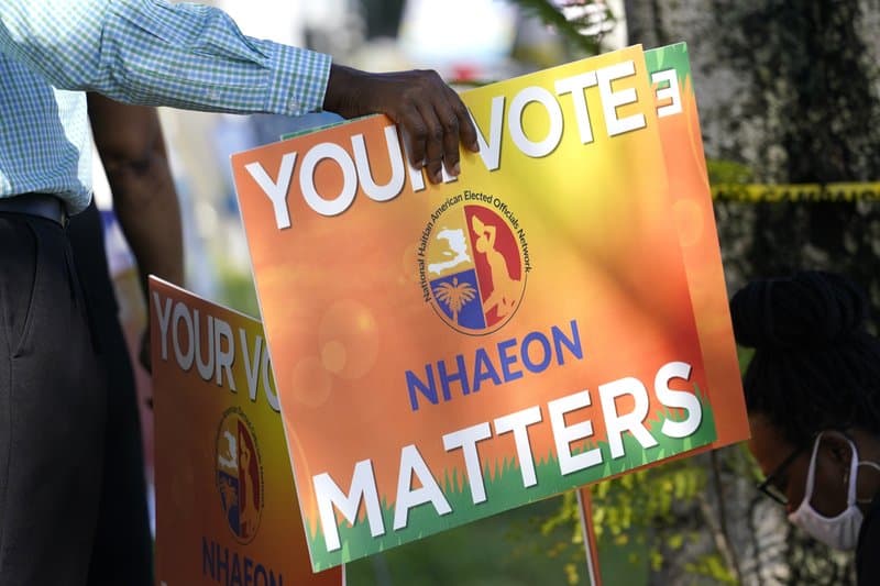 Florida Voters Decide Whether to Raise Minimum Wage to $15