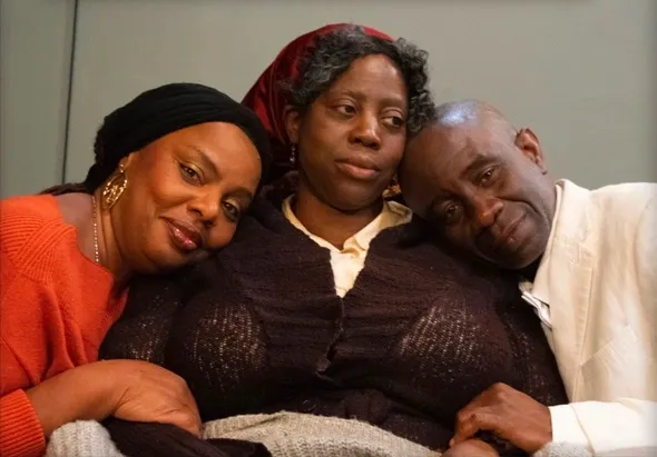 Comedic Play "Mamma Decemba" to hit the New York stage in May