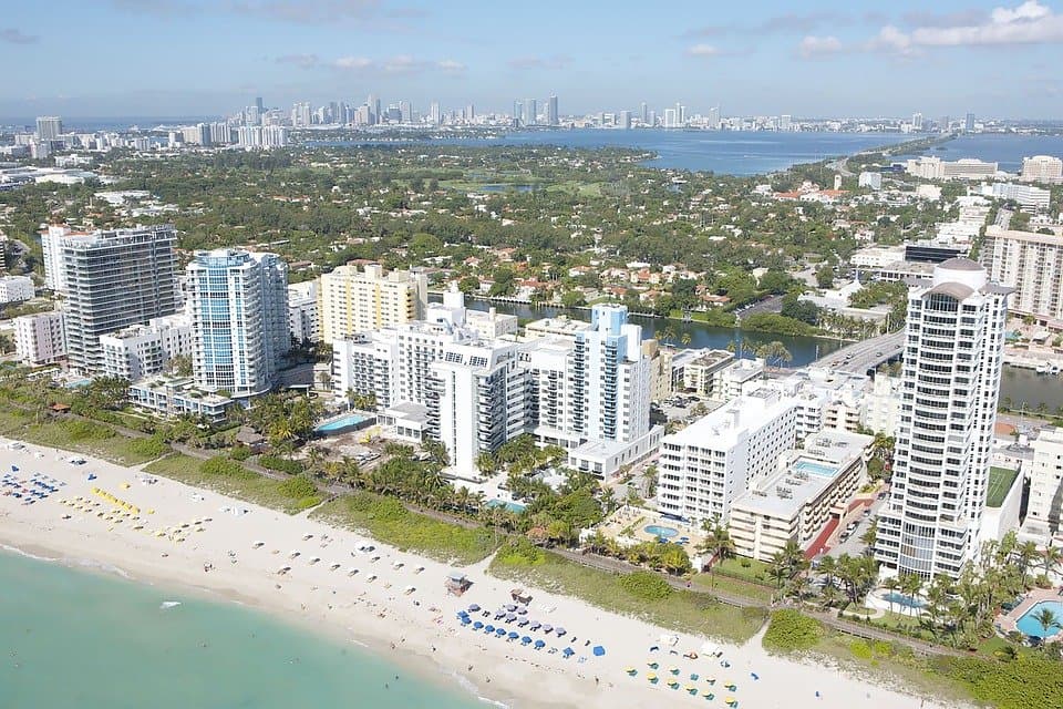 Miami-Dade Beaches to Close For July 4th Weekend