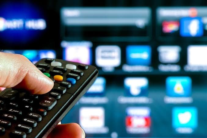 How Online Entertainment Is Reshaping Community Leisure