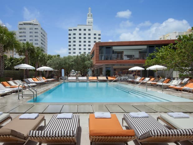 Haitians dishwashers sue South Beach hotel for slave treatment