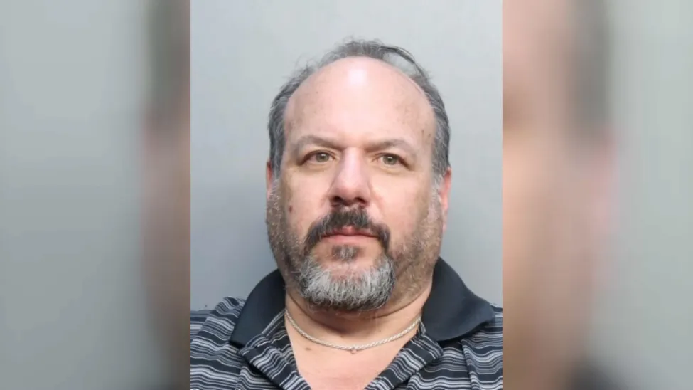 Documents say Miami-Dade clerk arrested for fraud went from an ‘outstanding' employee to distracted
