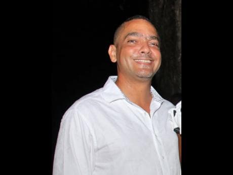 Jamaican tennis umpire Simon Casserly hits 500-match milestone at UTR Manchester