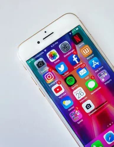 American Psychological Association releases new guidelines for teens' use of social media